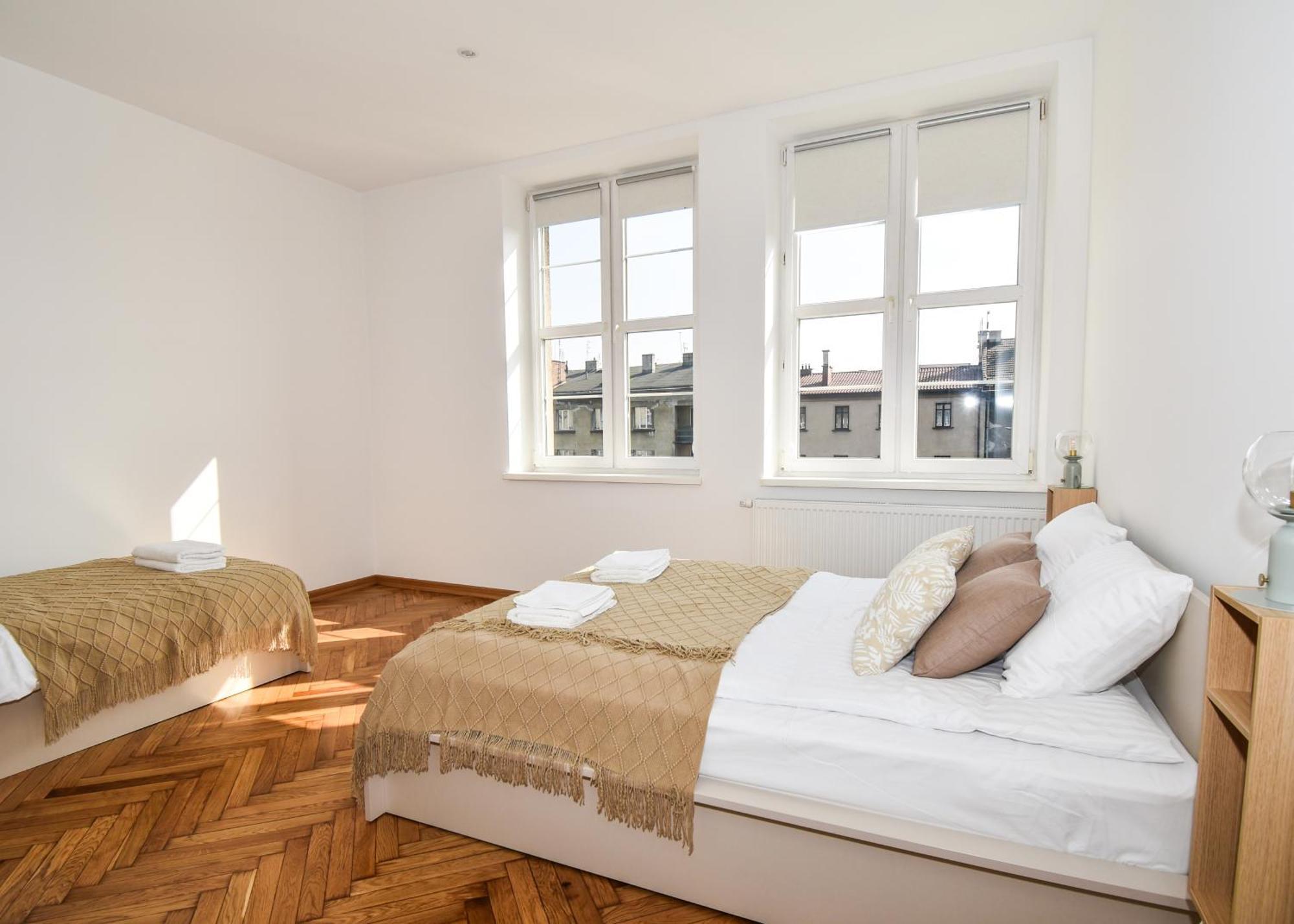 Sunny Corner Apartment Krakow Ngoại thất bức ảnh
